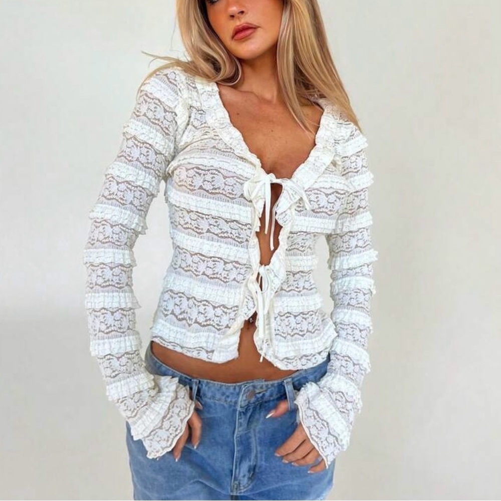 Elegant White Lace Women Top